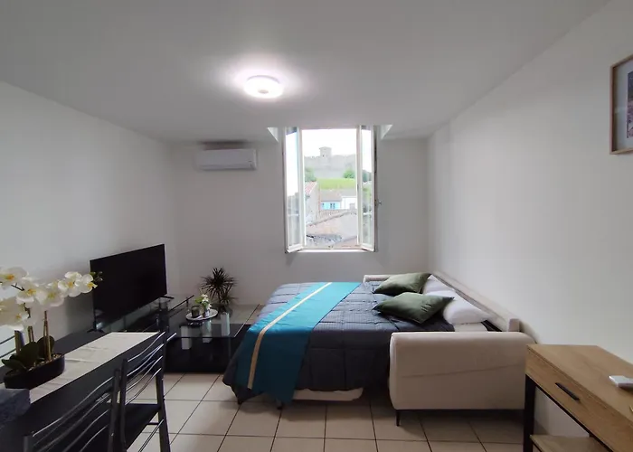 Appartement Climatise Avec Vue Sur La Cite